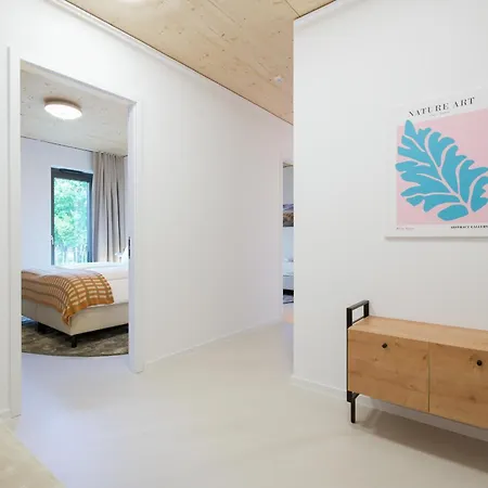 Luew Boarding House 
